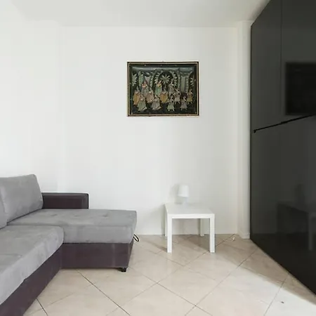 Youhosty - Lugano 31 * Milano